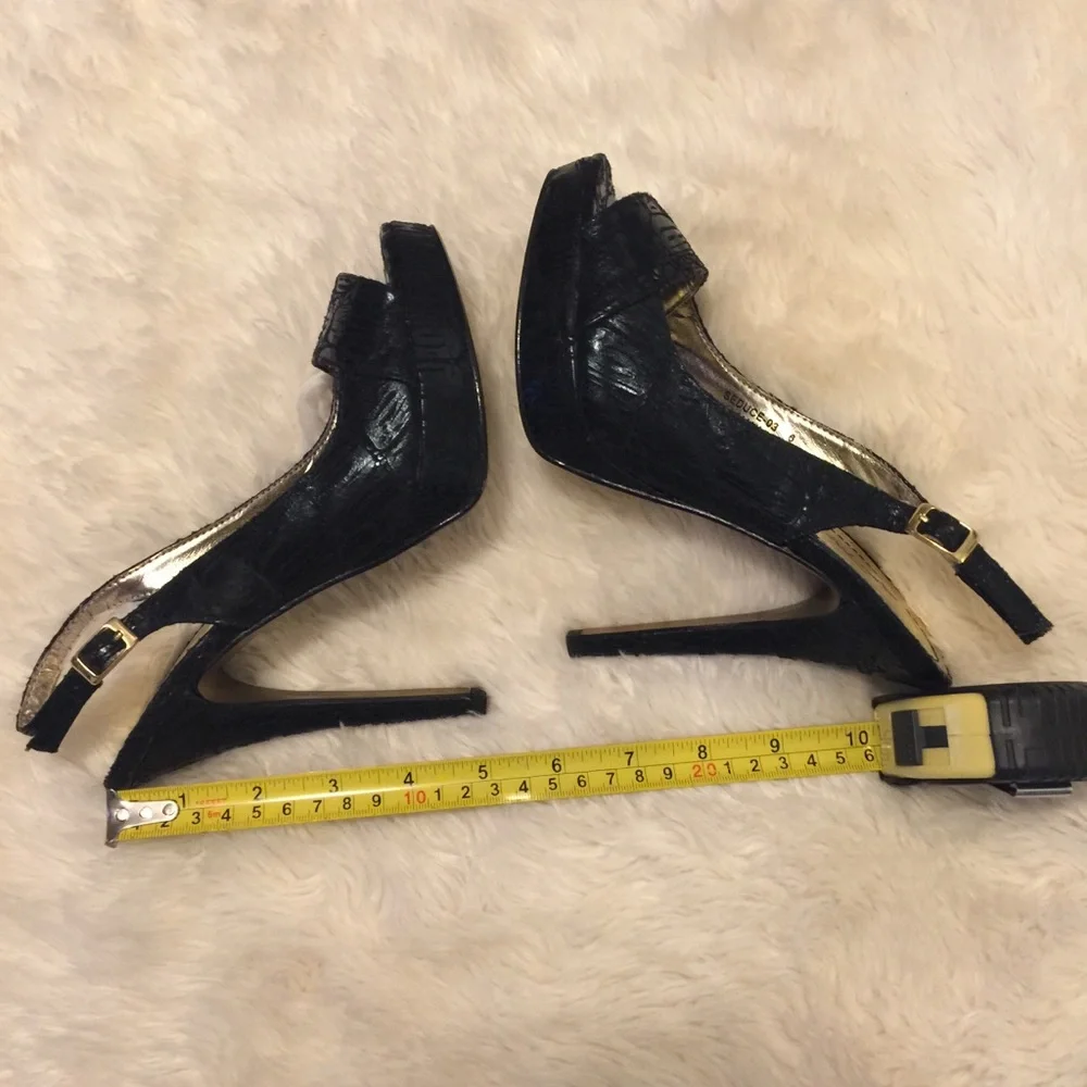 Anne Michelle Woman’s Black Peep Toe Sling Back Platform Stiletto Heels Sz 6